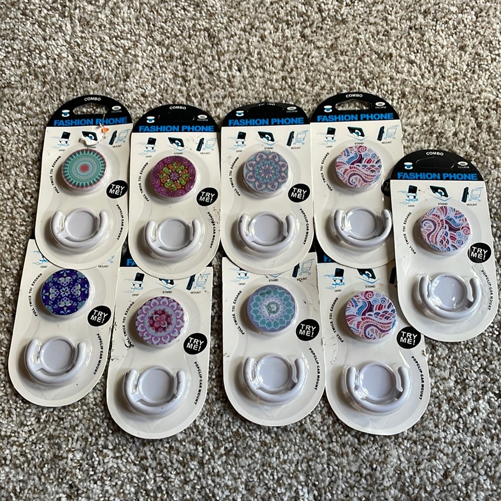New pop sockets